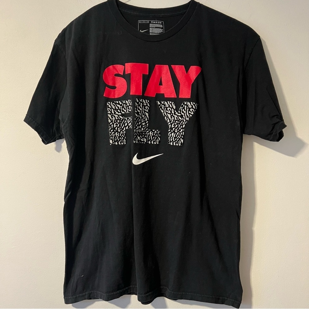 Vintage Men's Nike "Stay Fly" Black Elephant Print Spell Out T-Shirt Size Large